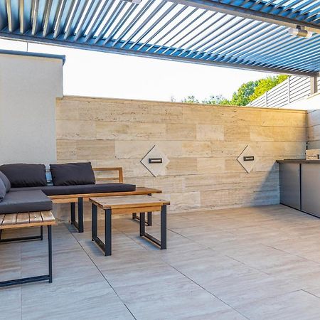 Villa Marassi With Heated Pool, Hot Tub And Sauna Crikvenica Εξωτερικό φωτογραφία