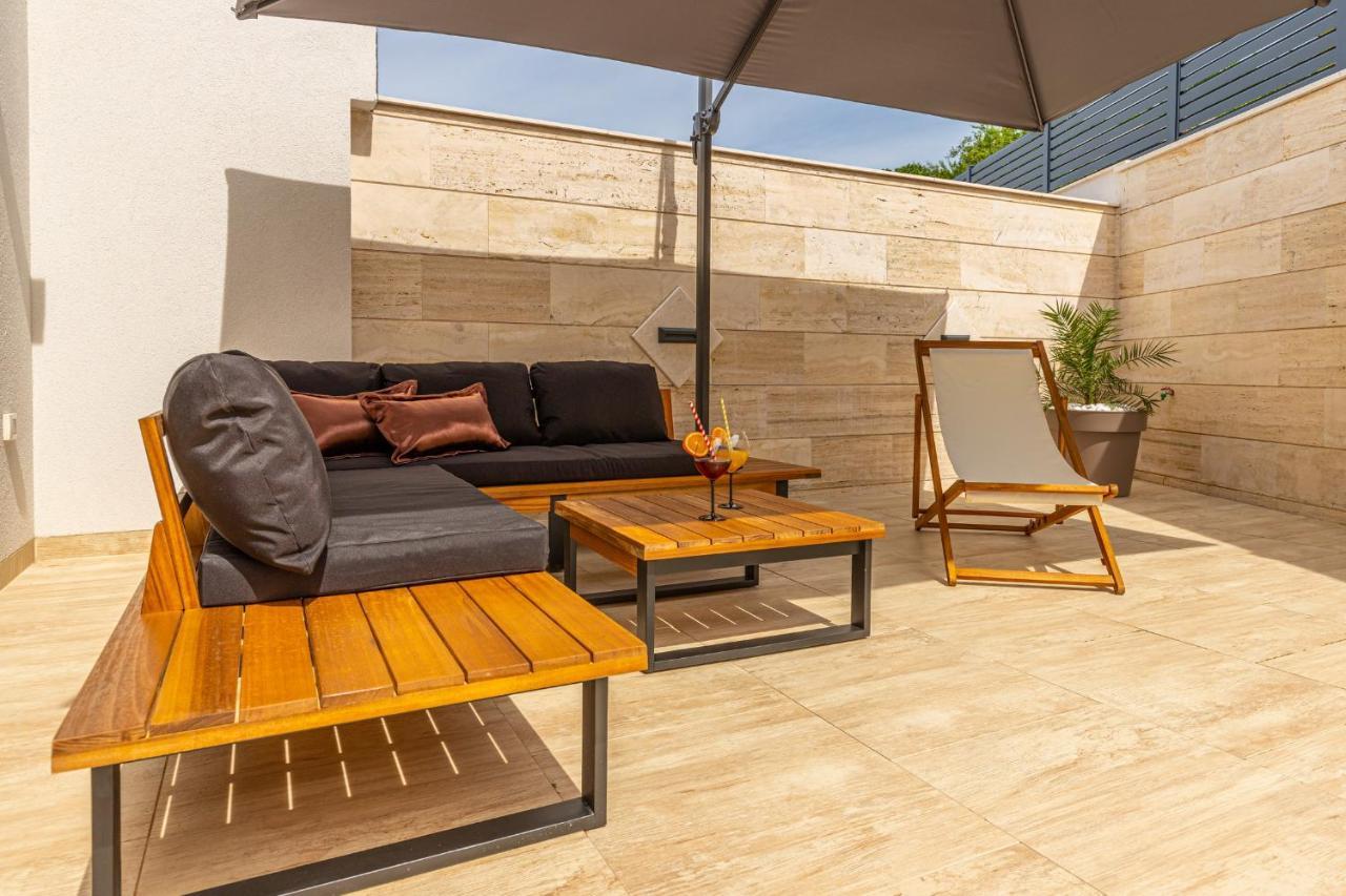 Villa Marassi With Heated Pool, Hot Tub And Sauna Crikvenica Εξωτερικό φωτογραφία